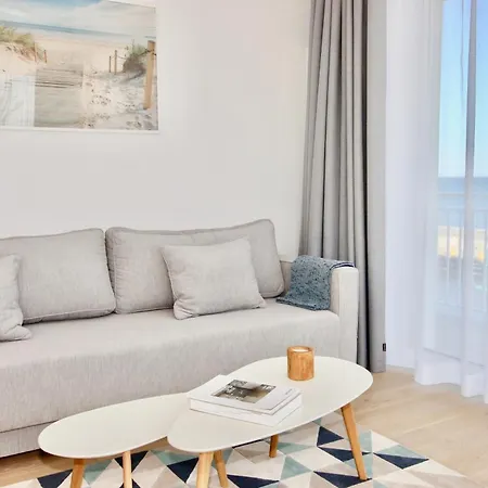Z Widokiem Na Morze Marina Royale Hotel apartamentowy