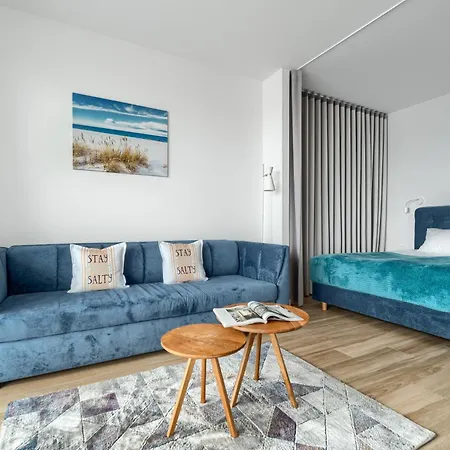 Hotel apartamentowy Z Widokiem Na Morze Marina Royale