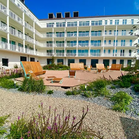 Marina Z Widokiem Na Morze