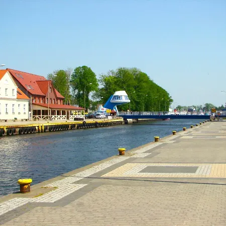 Marina Z Widokiem Na Morze Aparthotel