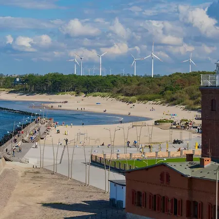 Aparthotel Marina Z Widokiem Na Morze Darlowko
