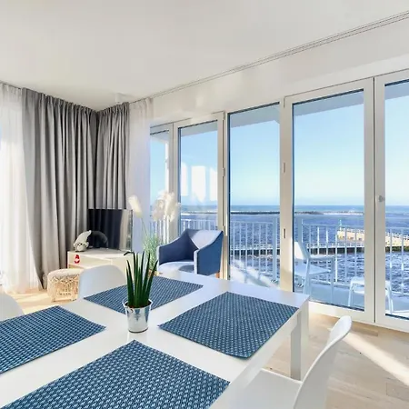 Marina Z Widokiem Na Morze Lejlighedshotel 4*