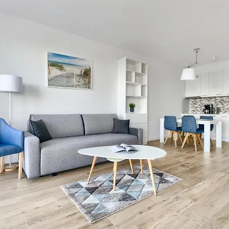 Marina Z Widokiem Na Morze Lejlighedshotel Darłówko