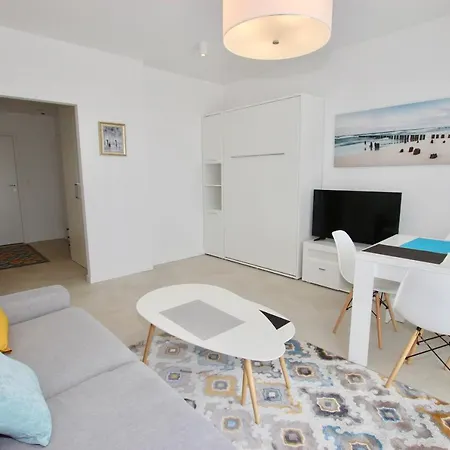 Marina Z Widokiem Na Morze Апарт-отель Дарлувко