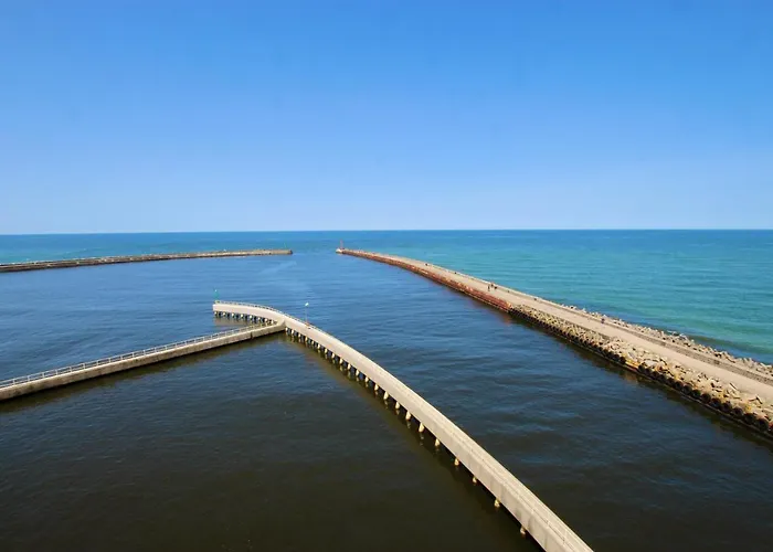 Marina Z Widokiem Na Morze 4*