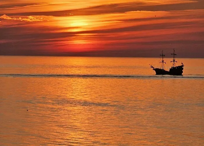 Marina Z Widokiem Na Morze Appart hôtel 4*