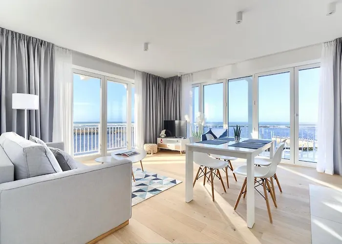 Marina Z Widokiem Na Morze Apart-hotel Darlowko