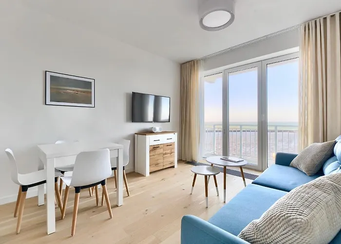 Marina Z Widokiem Na Morze Darlowko