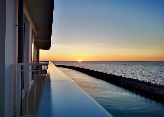 Marina Z Widokiem Na Morze Apart-hotel Darlowko